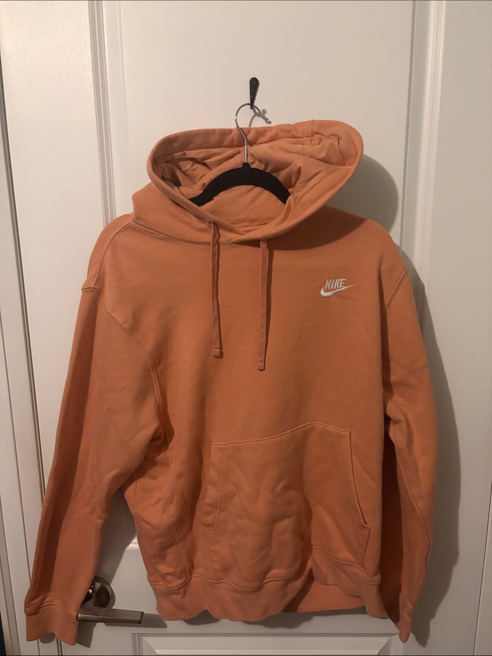 Nike Men’s Hoodie in Warm Peach